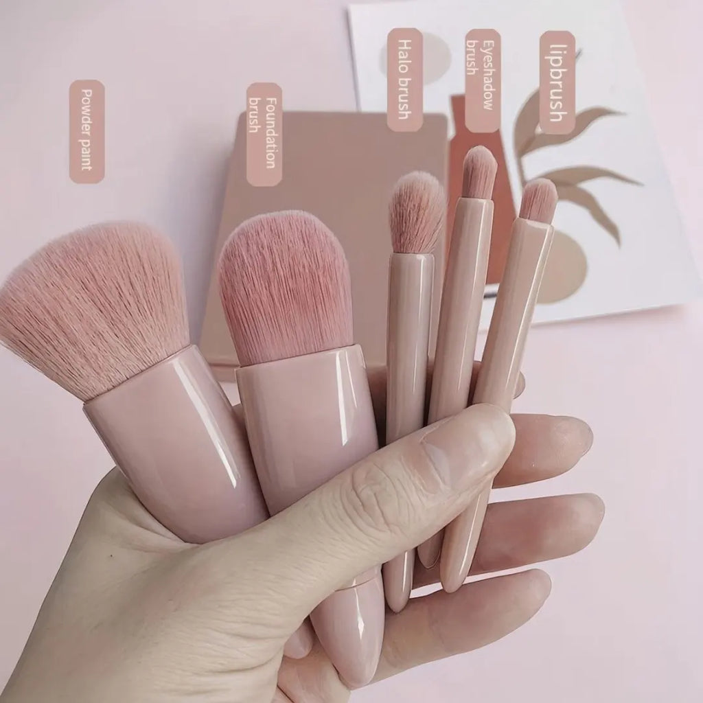 Easy-taken Travel Makeup Brush Set, COSHINE 5pcs Mini Complete Function Cosmetic Brushes Kit (5pcs with mirror)